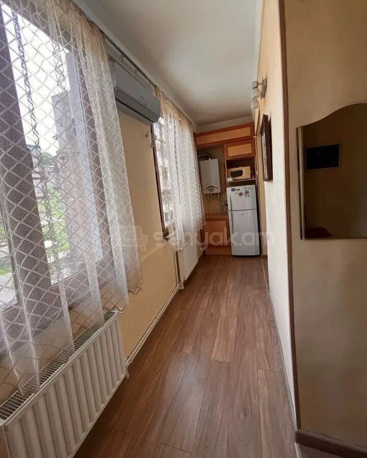 1 Սենյականոց Բնակարան, 40քմ, 5/11 հարկ, Կոսմետիկ Վերանորոգված, Կահավորված, Արևկող