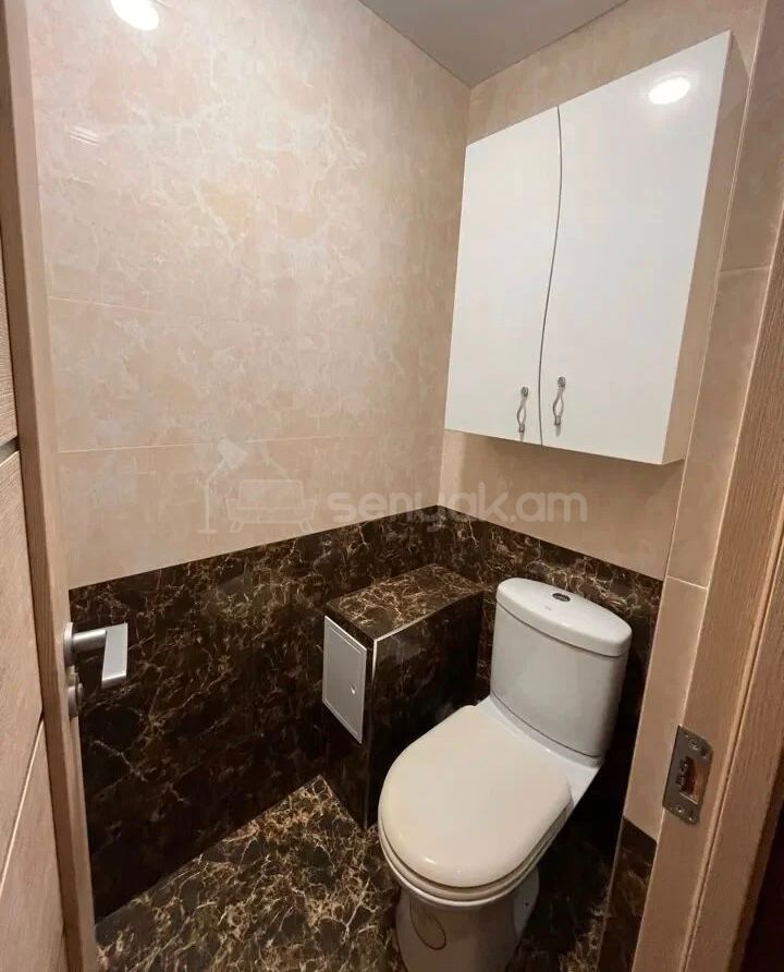 1 Սենյականոց Բնակարան, 40քմ, 5/11 հարկ, Կոսմետիկ Վերանորոգված, Կահավորված, Արևկող