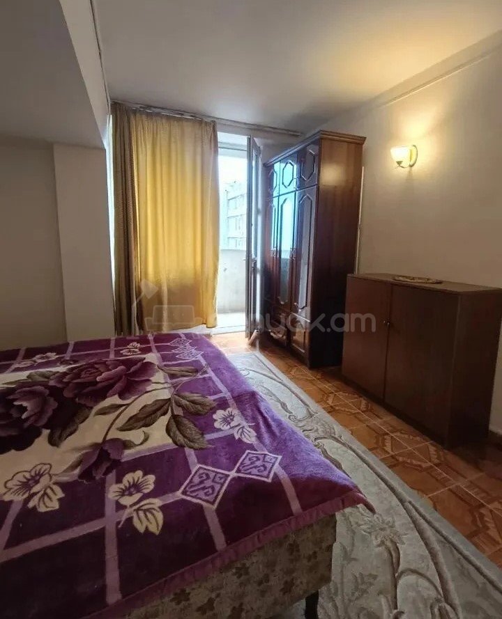 3 Սենյականոց Բնակարան, 80քմ, 6/9 հարկ, Նորմալ Վիճակում
