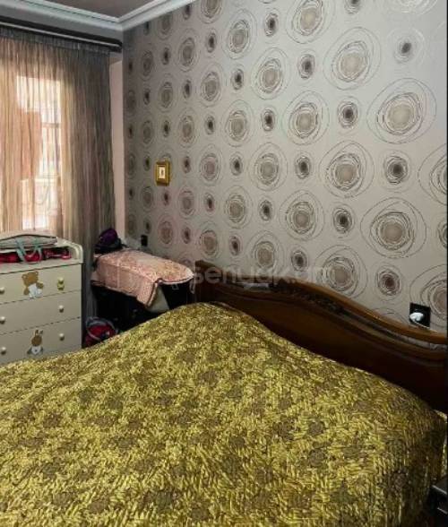 3 Սենյականոց Բնակարան Քարե Շենքում, 70քմ, 2/5 հարկ, Կապիտալ Վերանորոգված