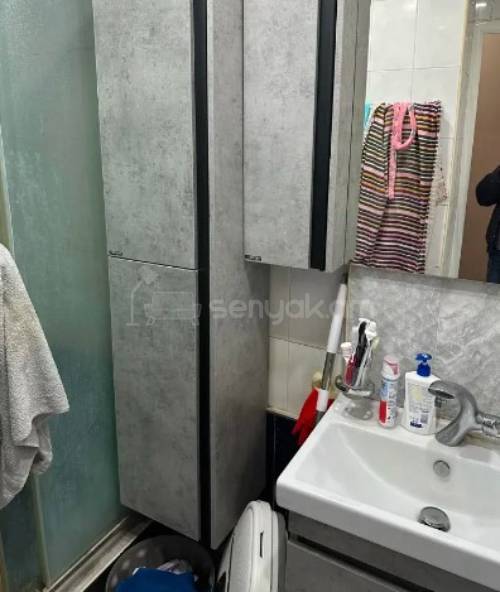 3 Սենյականոց Բնակարան Քարե Շենքում, 70քմ, 2/5 հարկ, Կապիտալ Վերանորոգված