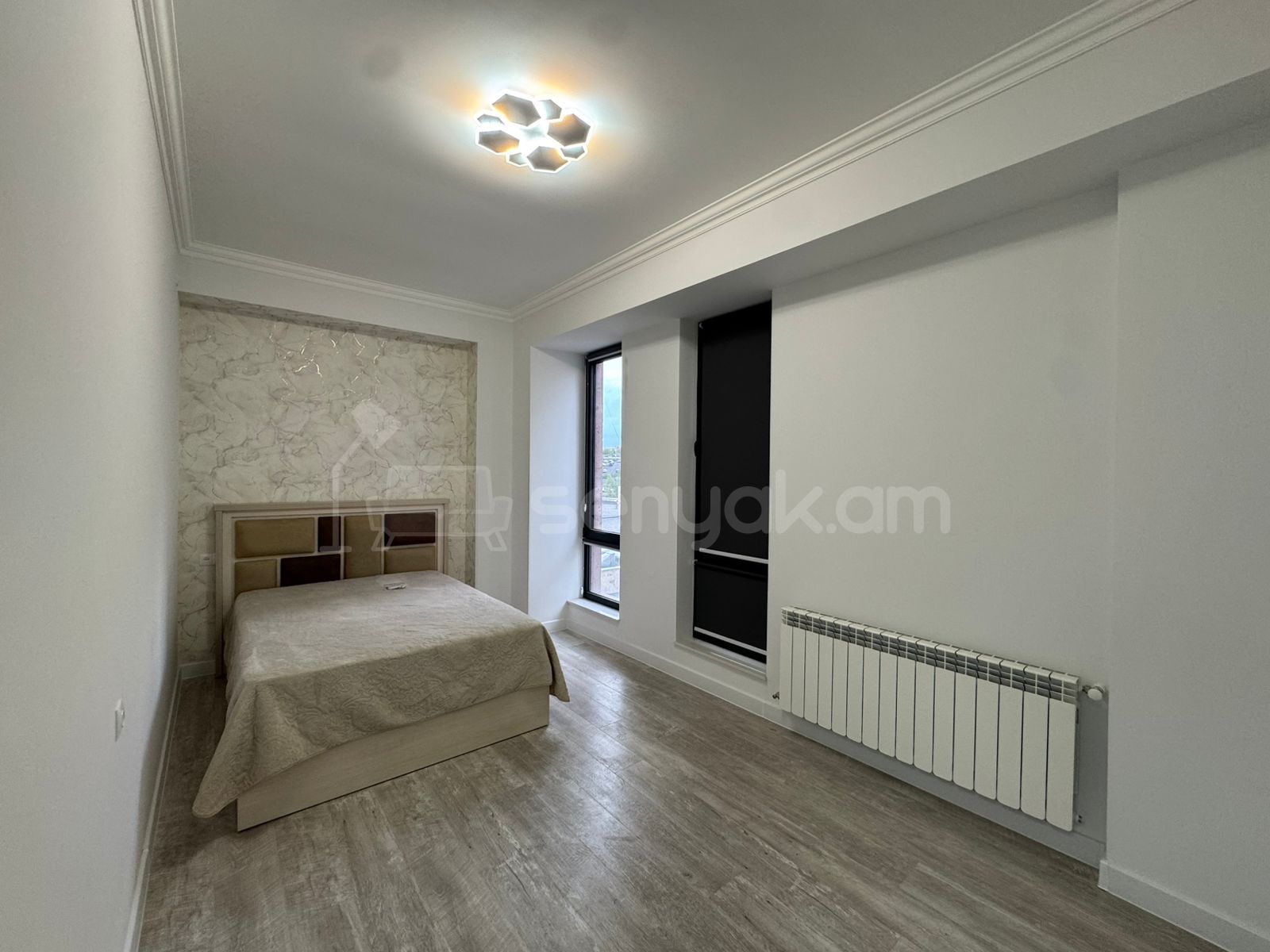 3 Սենյականոց Բնակարան, 107քմ, 7/15 հարկ, Կապիտալ Վերանորոգված, Կահավորված, Արևկող