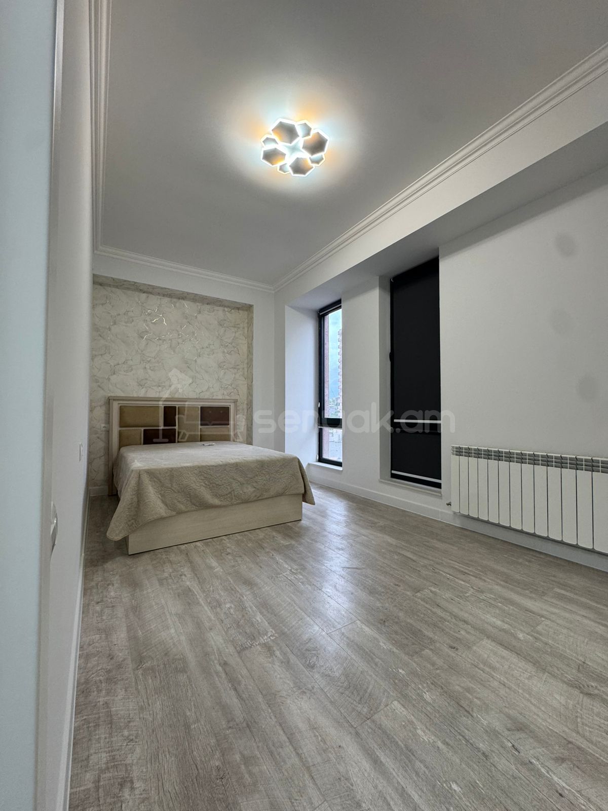 3 Սենյականոց Բնակարան, 107քմ, 7/15 հարկ, Կապիտալ Վերանորոգված, Կահավորված, Արևկող