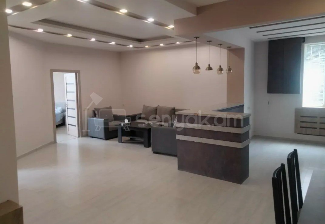 4 Սենյականոց Բնակարան, 103քմ, 4/4 հարկ, Կապիտալ Վերանորոգված