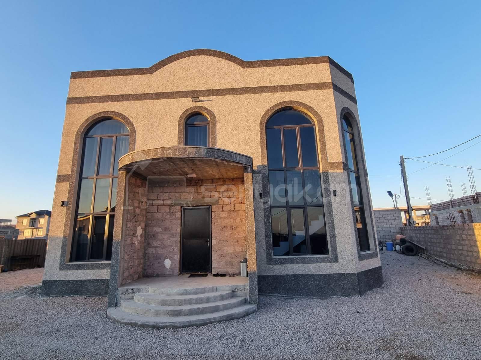 5 Սենյականոց Շքեղ Առանձնատուն, 250քմ, Ավտոտնակով