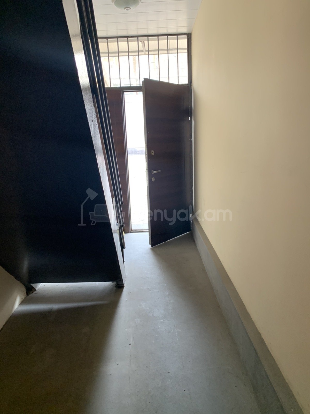 8 Սենյականոց Սեփական Տուն, 400քմ, Կապիտալ Վերանորոգված