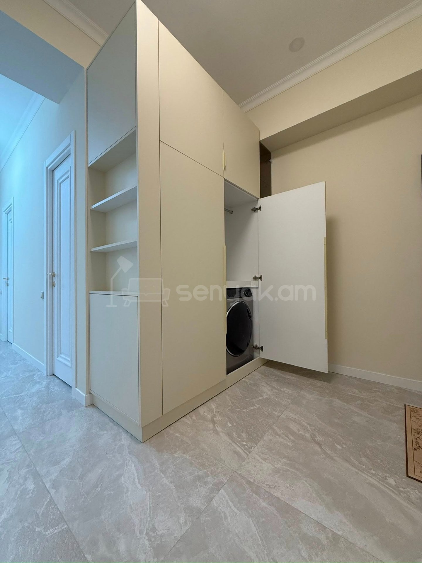 4 Սենյականոց Բնակարան Նորակառույցում, 100քմ, 8/14 հարկ, Դիզայներական Վերանորոգված, Կահավորված, Արևկող