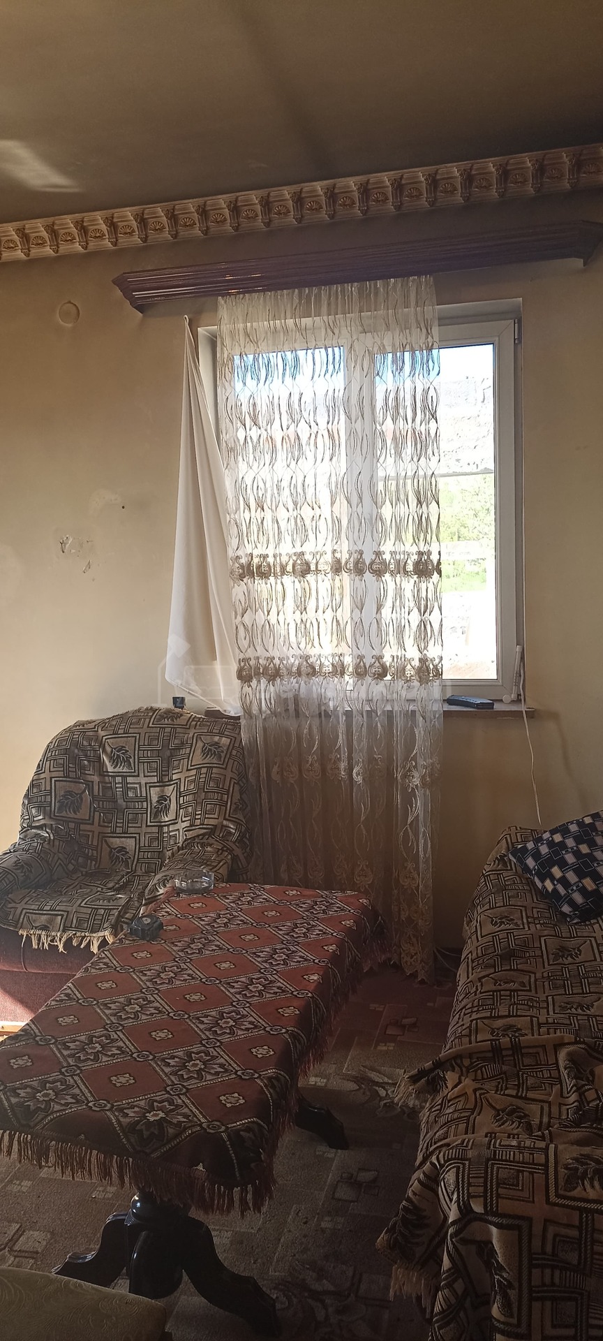 3 Սենյականոց Սեփական Տուն, 64քմ, Նորմալ Վիճակում, Ավտոտնակով