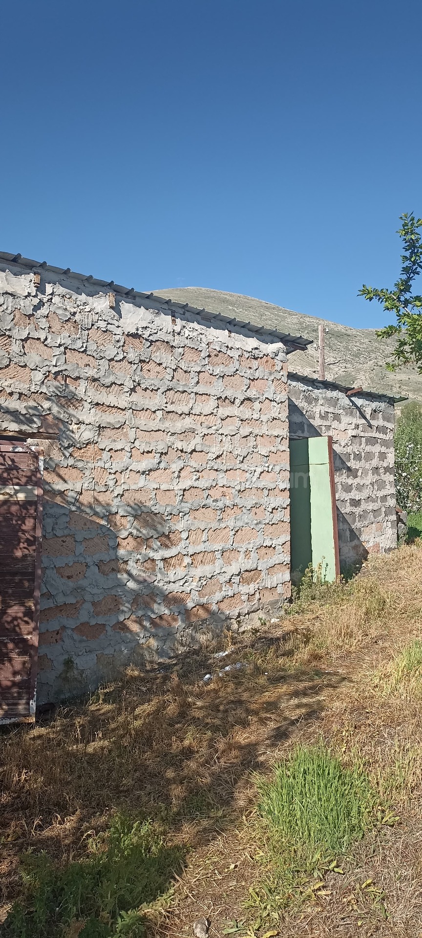 3 Սենյականոց Սեփական Տուն, 64քմ, Նորմալ Վիճակում, Ավտոտնակով