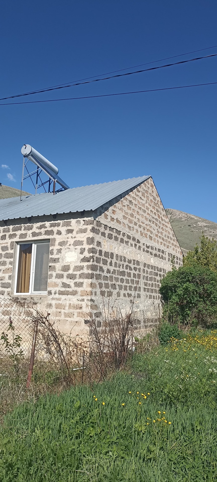 3 Սենյականոց Սեփական Տուն, 64քմ, Նորմալ Վիճակում, Ավտոտնակով
