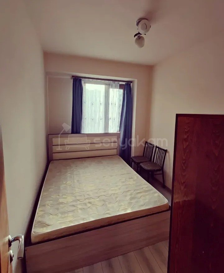 4 Սենյականոց Բնակարան, 85քմ, 4/9 հարկ, Նորմալ Վիճակում