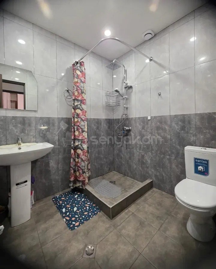 2 Սենյականոց Բնակարան, 57քմ, 3/8 հարկ, Կապիտալ Վերանորոգված, Կահավորված, Արևկող
