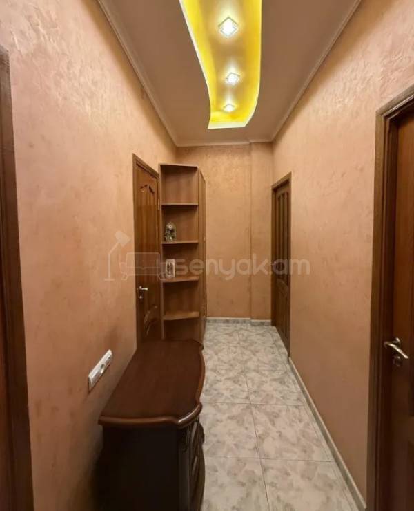 2 Սենյականոց Բնակարան Քարե Շենքում, 54քմ, 3/4 հարկ, Կապիտալ Վերանորոգված, Կահավորված, Արևկող
