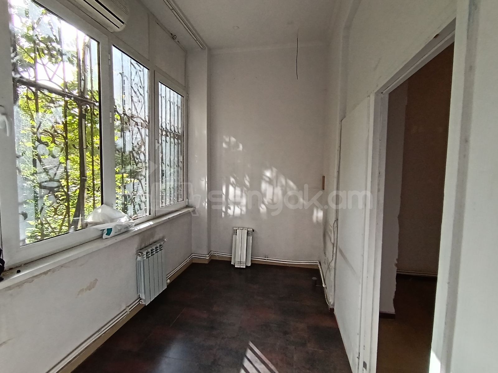 Առևտրի Տարածք, 100քմ, Կապիտալ Վերանորոգված
