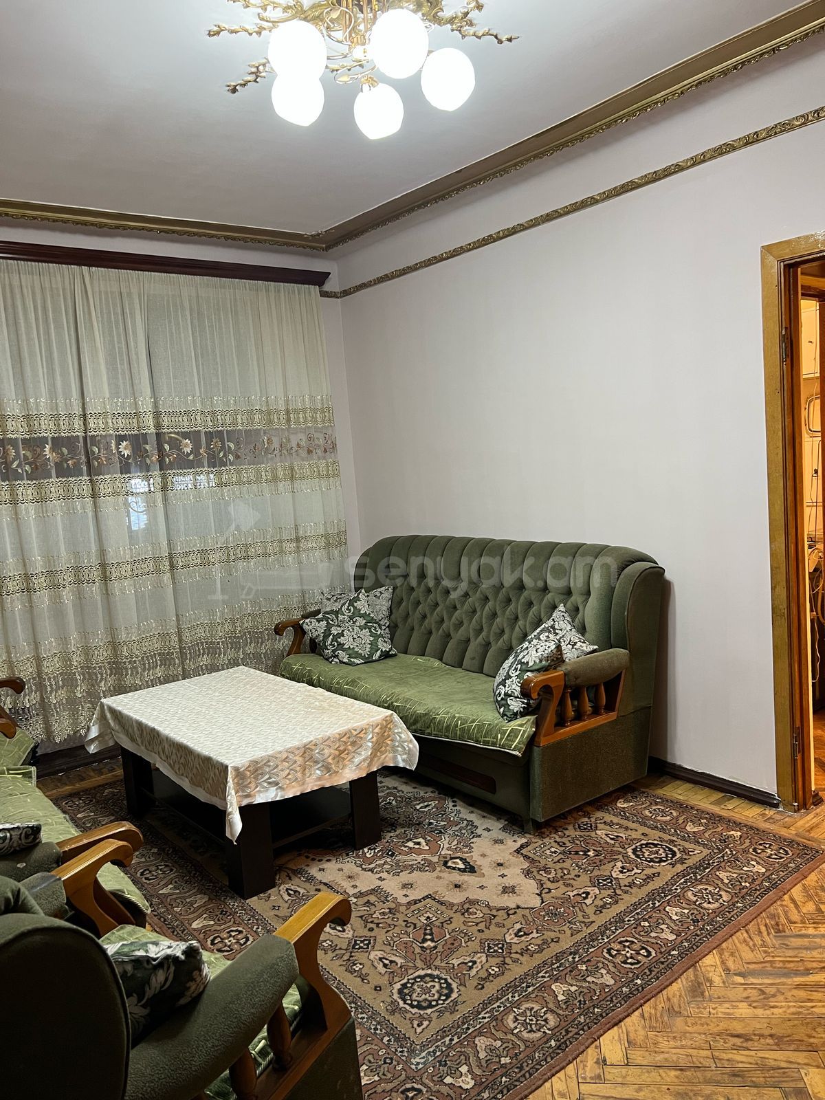 2 Սենյականոց Բնակարան Քարե Շենքում, 50քմ, 2/5 հարկ, Նորմալ Վիճակում, Կահավորված, Արևկող