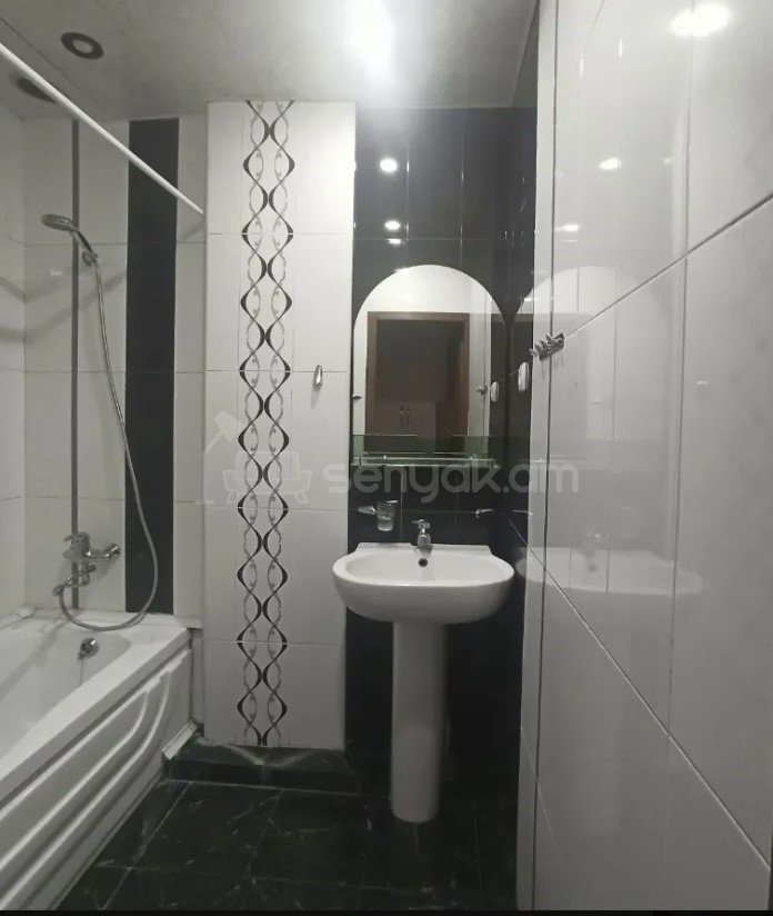 3 Սենյականոց Բնակարան, 70քմ, 7/11 հարկ, Կապիտալ Վերանորոգված, Կահավորված