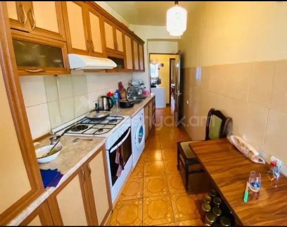 4 Սենյականոց Բնակարան, 87քմ, 8/9 հարկ, Կապիտալ Վերանորոգված