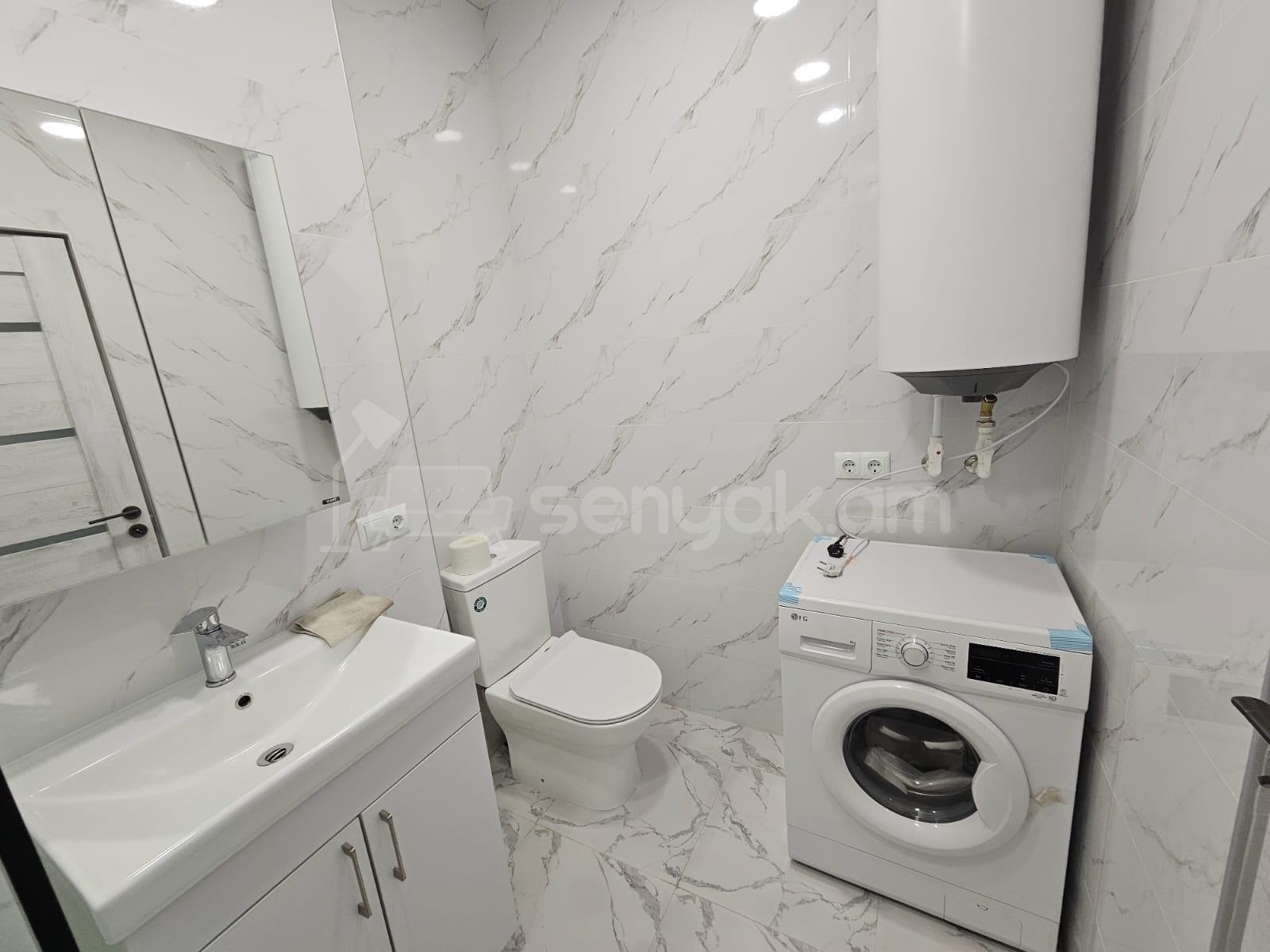 3 Սենյականոց Բնակարան Նորակառույցում, 75քմ, 5/14 հարկ, Կապիտալ Վերանորոգված, Կահավորված