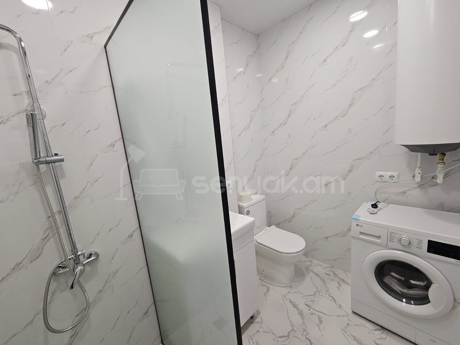 3 Սենյականոց Բնակարան Նորակառույցում, 75քմ, 5/14 հարկ, Կապիտալ Վերանորոգված, Կահավորված
