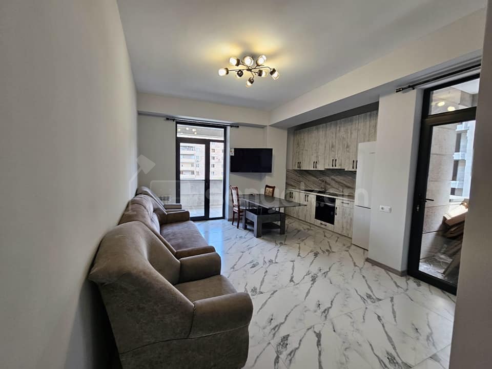 3 Սենյականոց Բնակարան Նորակառույցում, 75քմ, 5/14 հարկ, Կապիտալ Վերանորոգված, Կահավորված