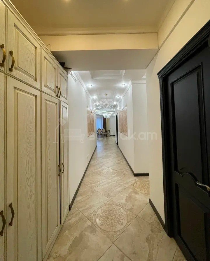 4 Սենյականոց Բնակարան, 170քմ, 4/18 հարկ, Կապիտալ Վերանորոգված, Կահավորված, Արևկող