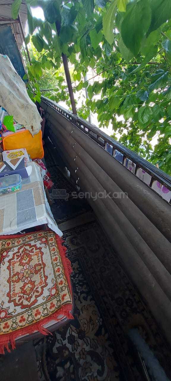 3 Սենյականոց Բնակարան Քարե Շենքում, 58քմ, 2/5 հարկ, Նորմալ Վիճակում