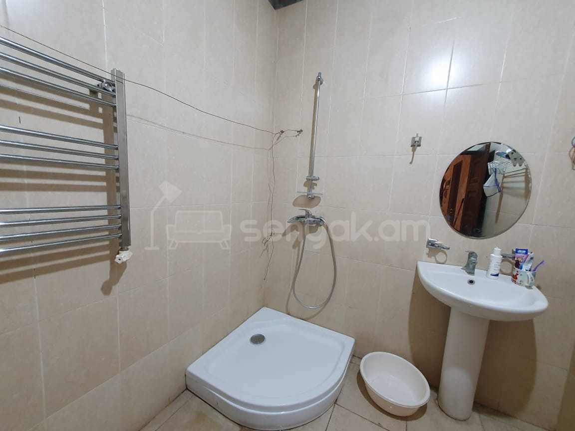 2 Սենյականոց Բնակարան Նորակառույցում, 70քմ, 5/8 հարկ, Կապիտալ Վերանորոգված, Կահավորված