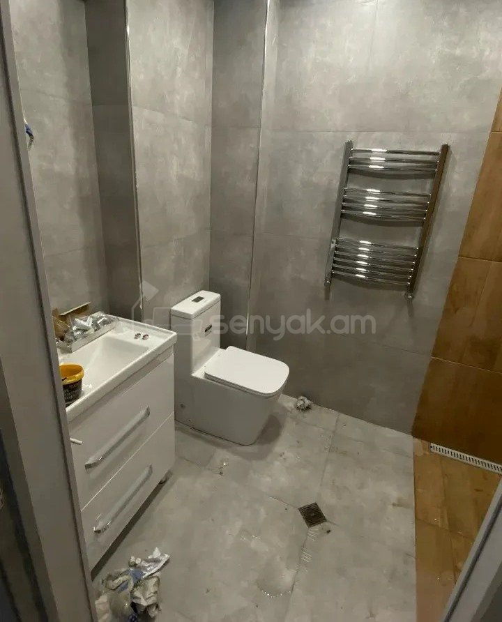 3 Սենյականոց Բնակարան Նորակառույցում, 93քմ, 5/17 հարկ, Դիզայներական Վերանորոգված