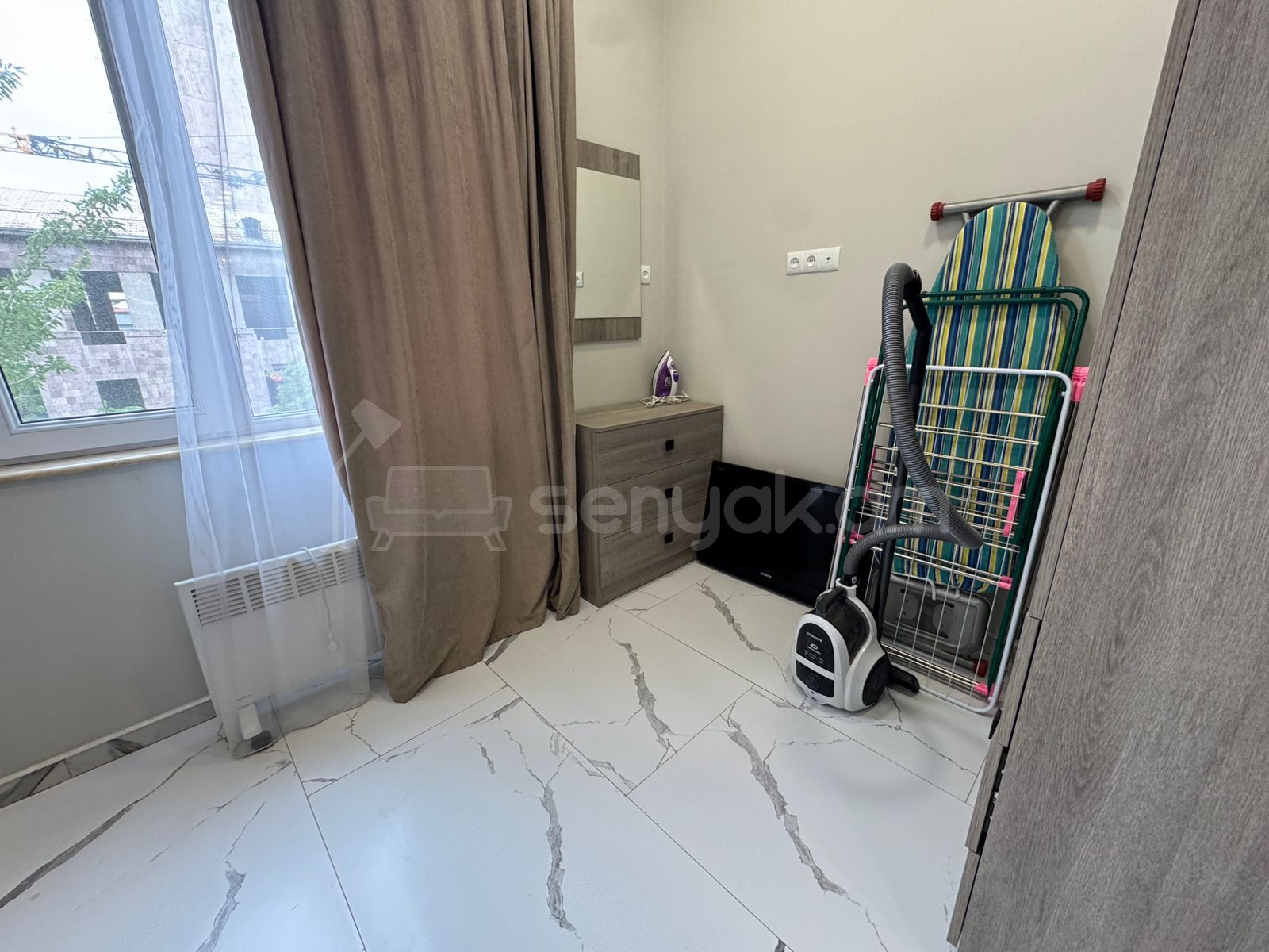 2 Սենյականոց Բնակարան Քարե Շենքում, 45քմ, 4/5 հարկ, Կապիտալ Վերանորոգված, Կահավորված, Արևկող