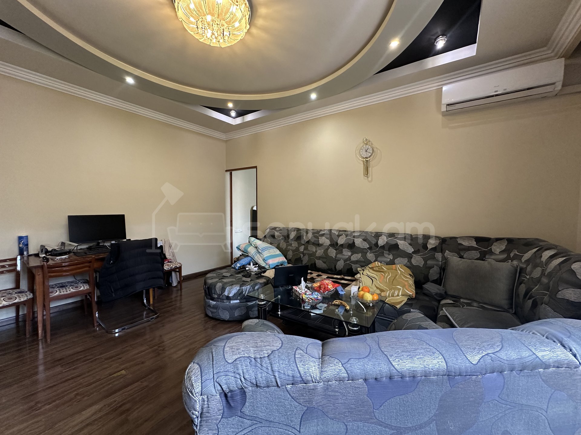 2 Սենյականոց Բնակարան Քարե Շենքում, 52քմ, 4/5 հարկ, Կապիտալ Վերանորոգված