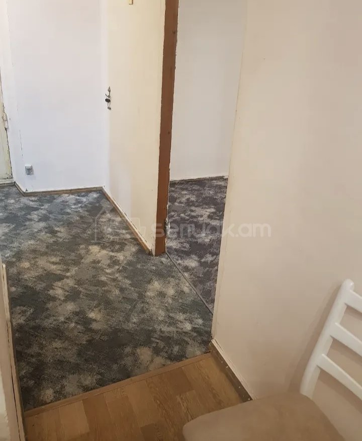 1 Սենյականոց Բնակարան Քարե Շենքում, 40քմ, 2/4 հարկ, Կոսմետիկ Վերանորոգված, Արևկող