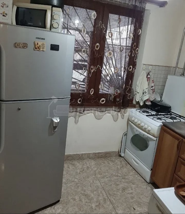2 Սենյականոց Բնակարան Քարե Շենքում, 63քմ, 1/4 հարկ, Կոսմետիկ Վերանորոգված, Կահավորված