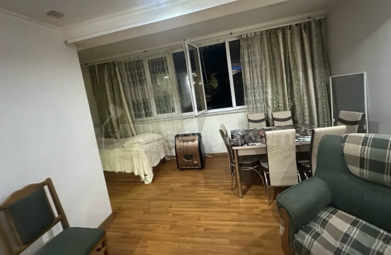 2 Սենյականոց Բնակարան, 56քմ, 3/5 հարկ, Նորմալ Վիճակում, Կահավորված, Արևկող