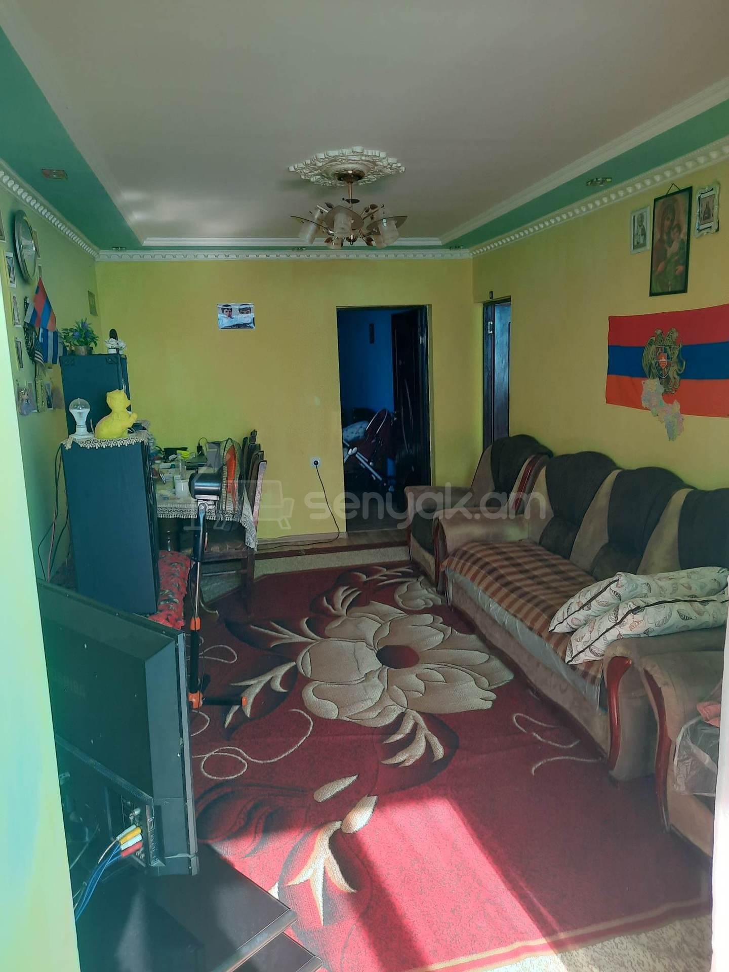 2 Սենյականոց Բնակարան Քարե Շենքում, 56քմ, 2/4 հարկ, Նորմալ Վիճակում