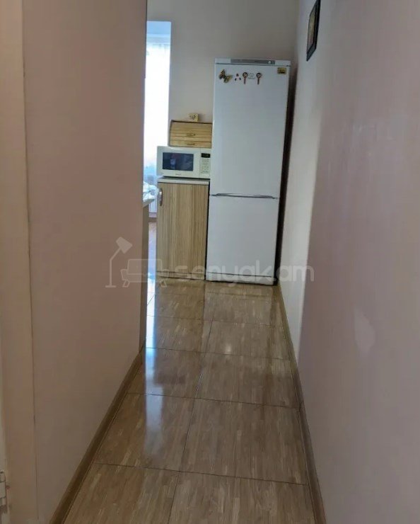 1 Սենյականոց Բնակարան Քարե Շենքում, 43քմ, 5/5 հարկ, Կապիտալ Վերանորոգված