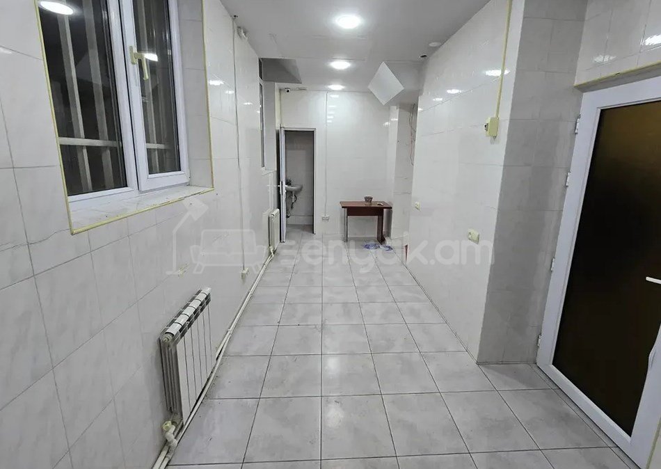 Օֆիսային Տարածք, 200քմ, Կապիտալ Վերանորոգված