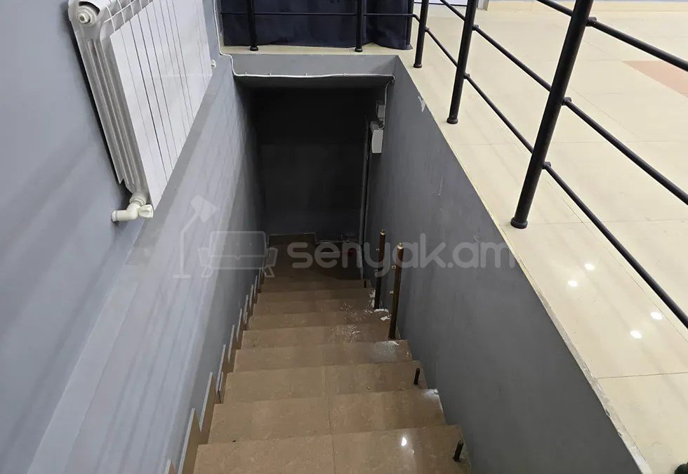 Օֆիսային Տարածք, 200քմ, Կապիտալ Վերանորոգված