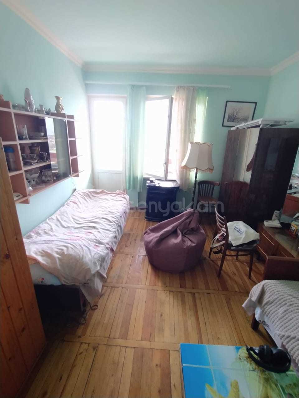 3 Սենյականոց Բնակարան, 96քմ, 8/9 հարկ, Նորմալ Վիճակում