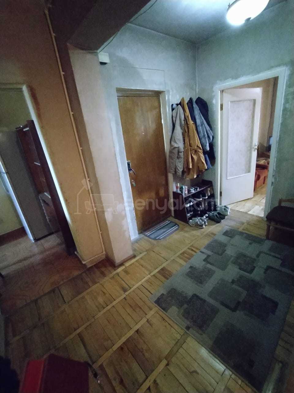 3 Սենյականոց Բնակարան, 96քմ, 8/9 հարկ, Նորմալ Վիճակում