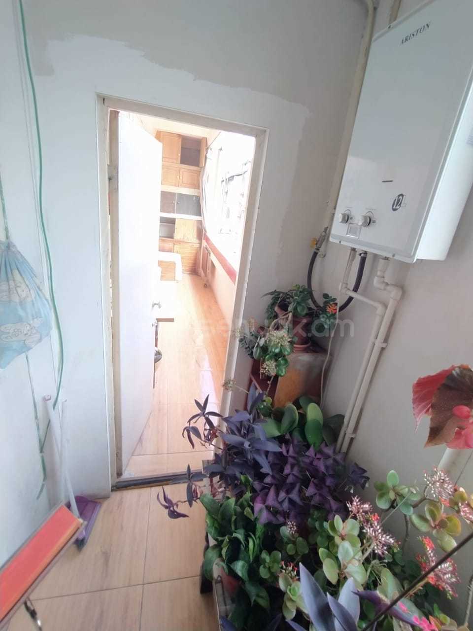 3 Սենյականոց Բնակարան, 96քմ, 8/9 հարկ, Նորմալ Վիճակում