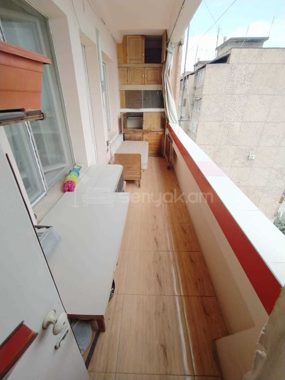 3 Սենյականոց Բնակարան, 96քմ, 8/9 հարկ, Նորմալ Վիճակում