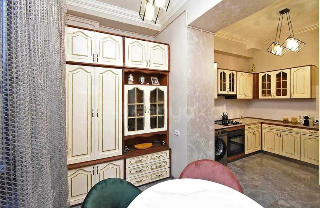 2 Սենյականոց Բնակարան Քարե Շենքում, 78քմ, 4/5 հարկ, Դիզայներական Վերանորոգված