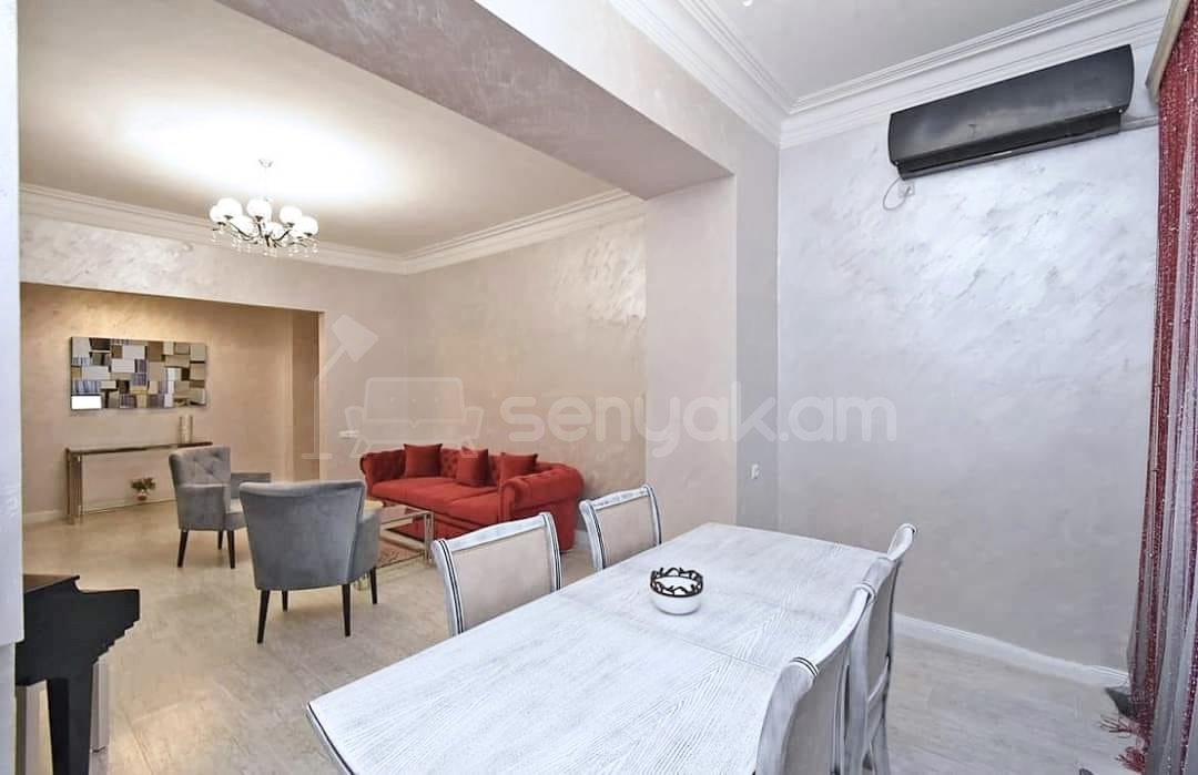 2 Սենյականոց Բնակարան Քարե Շենքում, 78քմ, 4/5 հարկ, Դիզայներական Վերանորոգված