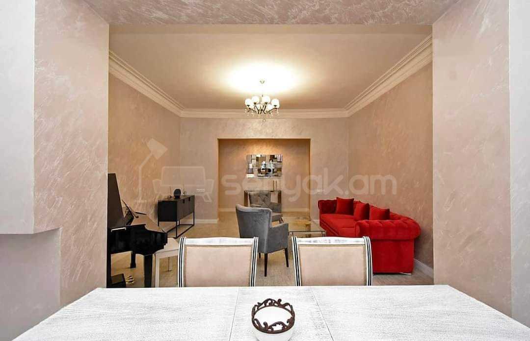 2 Սենյականոց Բնակարան Քարե Շենքում, 78քմ, 4/5 հարկ, Դիզայներական Վերանորոգված