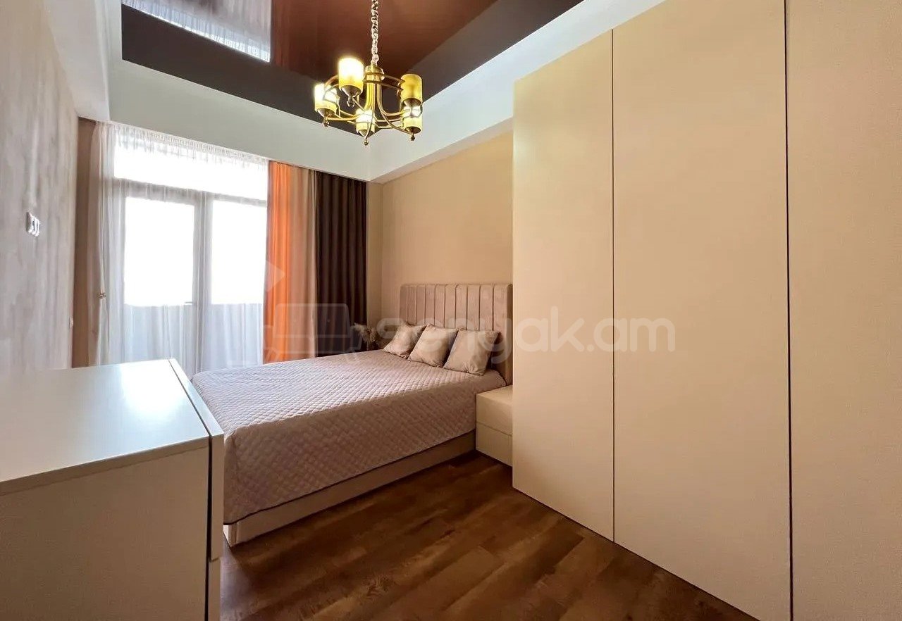 4 Սենյականոց Բնակարան Նորակառույցում, 100քմ, 9/11 հարկ, Դիզայներական Վերանորոգված, Կահավորված, Արևկող