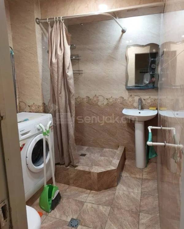 2 Սենյականոց Բնակարան, 42քմ, 2/14 հարկ, Կապիտալ Վերանորոգված, Կահավորված, Արևկող