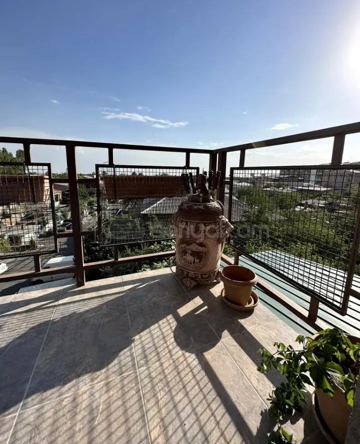3 Սենյականոց Բնակարան Քարե Շենքում, 115քմ, 2/5 հարկ, Կապիտալ Վերանորոգված