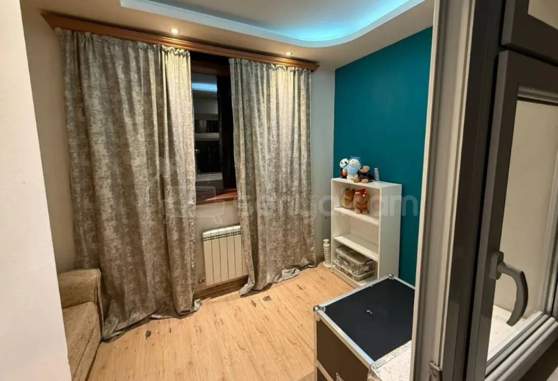 2 Սենյականոց Բնակարան Քարե Շենքում, 60քմ, 5/5 հարկ, Կոսմետիկ Վերանորոգված, Կահավորված, Արևկող