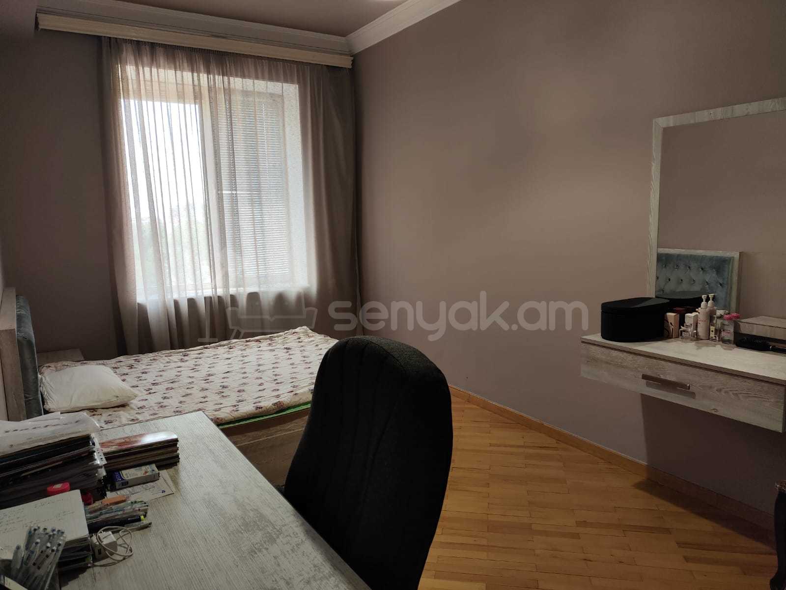 3 Սենյականոց Բնակարան Քարե Շենքում, 75քմ, 6/7 հարկ, Կապիտալ Վերանորոգված, Կահավորված, Արևկող