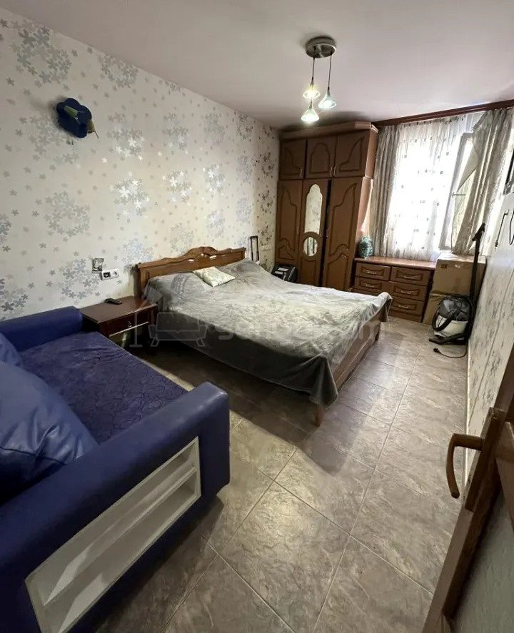 3 Սենյականոց Բնակարան Քարե Շենքում, 115քմ, 2/5 հարկ, Կապիտալ Վերանորոգված